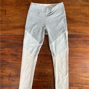 Outdoor voices leggings - size small